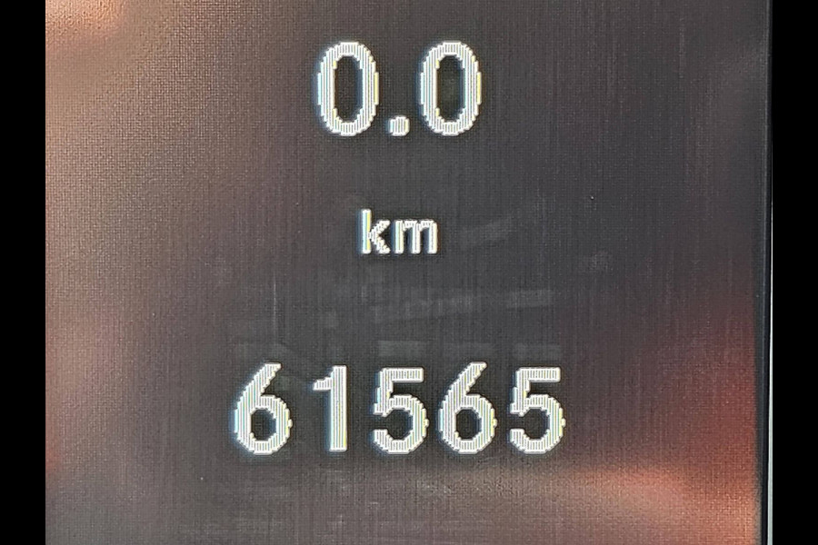 Mercedes-Benz eVito 66 kWh LED Bumpers-Kleur Lm-Velgen 286KM WLTP Snelladen Achterdeuren!