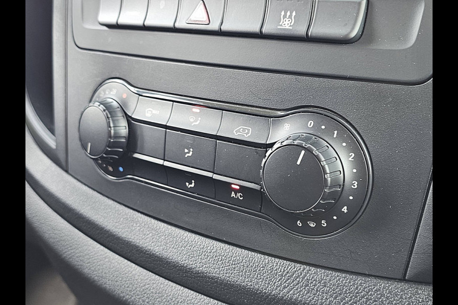 Mercedes-Benz eVito 66 kWh LED Bumpers-Kleur Lm-Velgen 286KM WLTP Snelladen Achterdeuren!