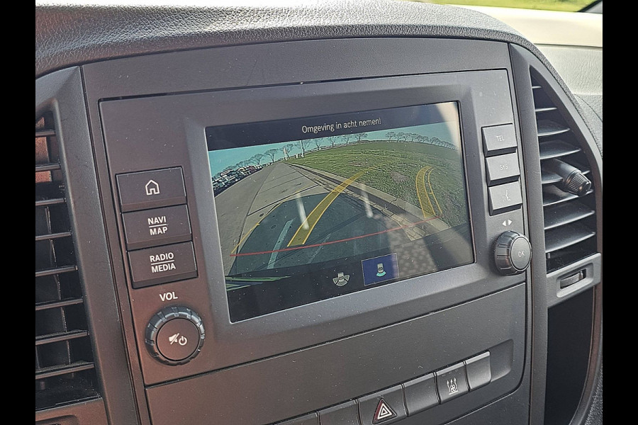 Mercedes-Benz eVito 66 kWh LED Bumpers-Kleur Lm-Velgen 286KM WLTP Snelladen Achterdeuren!