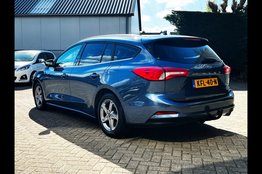 Ford FOCUS Wagon 1.0 EcoBoost Vignale carplay_Camera_trekh_4x nw banden