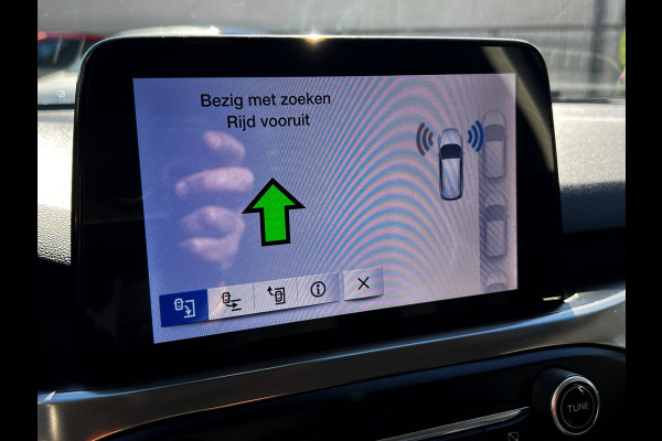 Ford FOCUS Wagon 1.0 EcoBoost Vignale carplay_Camera_trekh_4x nw banden