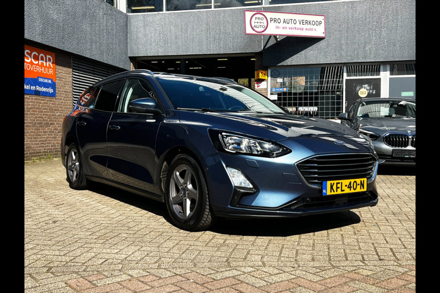 Ford FOCUS Wagon 1.0 EcoBoost Vignale carplay_Camera_trekh_4x nw banden