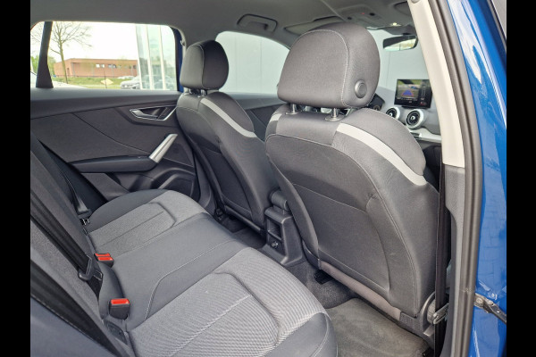 Audi Q2 35 TFSI S Edition /Virtual /ACC /Matrix