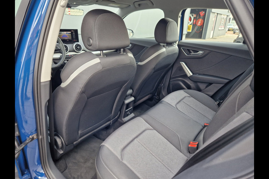 Audi Q2 35 TFSI S Edition /Virtual /ACC /Matrix