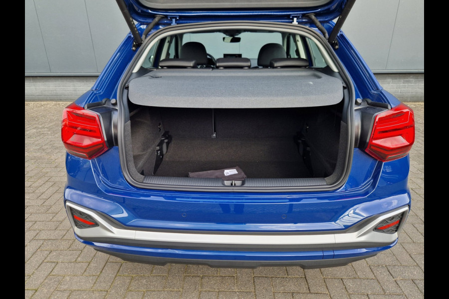 Audi Q2 35 TFSI S Edition /Virtual /ACC /Matrix