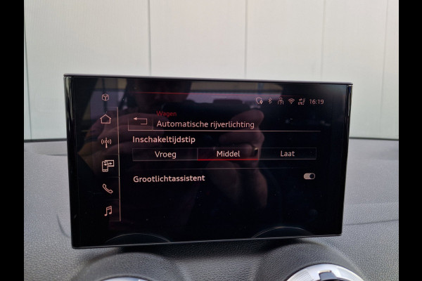 Audi Q2 35 TFSI S Edition /Virtual /ACC /Matrix