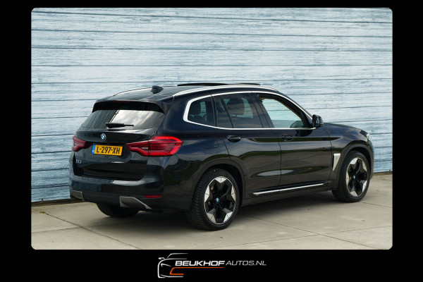 BMW iX3 High Executive 80 kWh Pano Xenon Virtual Soh 95%