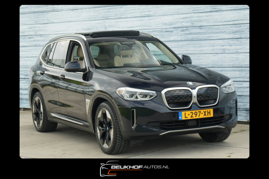 BMW iX3 High Executive 80 kWh Pano Xenon Virtual Soh 95%