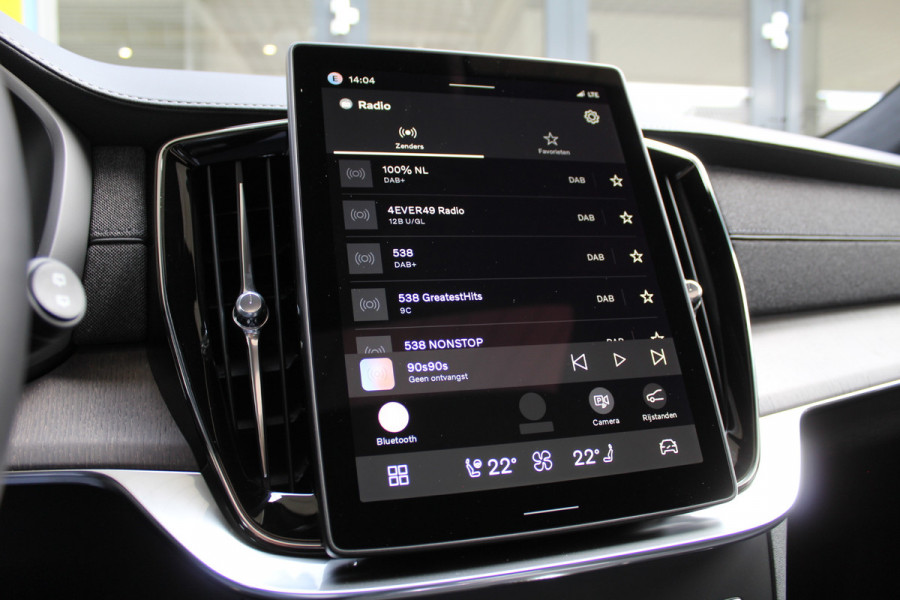 Volvo XC90 2.0 T8 Plug-in hybrid AWD Ultra Dark Executive | Luchtvering | Bowers & Wilkins | Massage | Trekhaak | Full Option!