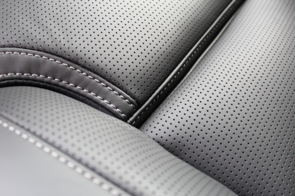 Volvo XC90 2.0 T8 Plug-in hybrid AWD Ultra Dark Executive | Luchtvering | Bowers & Wilkins | Massage | Trekhaak | Full Option!