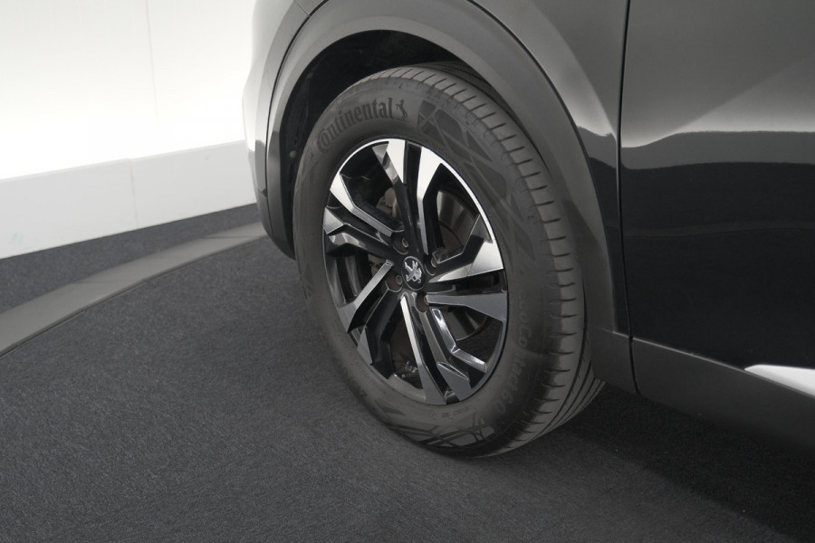 Peugeot 2008 1.2 PureTech Allure Pack | Navigatie | Parkeersensoren | Apple Carplay