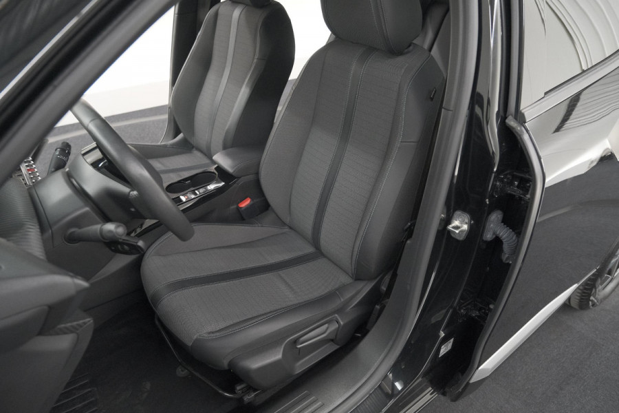 Peugeot 2008 1.2 PureTech Allure Pack | Navigatie | Parkeersensoren | Apple Carplay