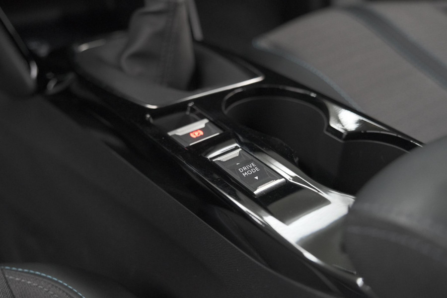 Peugeot 2008 1.2 PureTech Allure Pack | Navigatie | Parkeersensoren | Apple Carplay