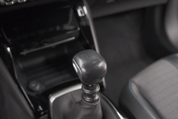 Peugeot 2008 1.2 PureTech Allure Pack | Navigatie | Parkeersensoren | Apple Carplay
