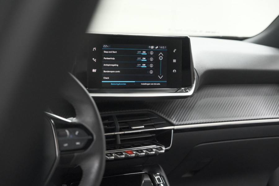 Peugeot 2008 1.2 PureTech Allure Pack | Navigatie | Parkeersensoren | Apple Carplay
