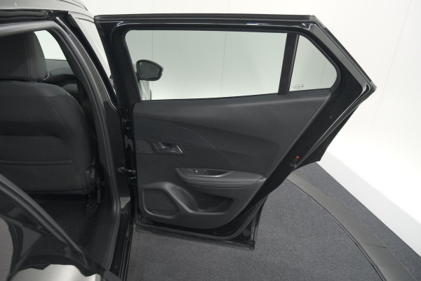Peugeot 2008 1.2 PureTech Allure Pack | Navigatie | Parkeersensoren | Apple Carplay