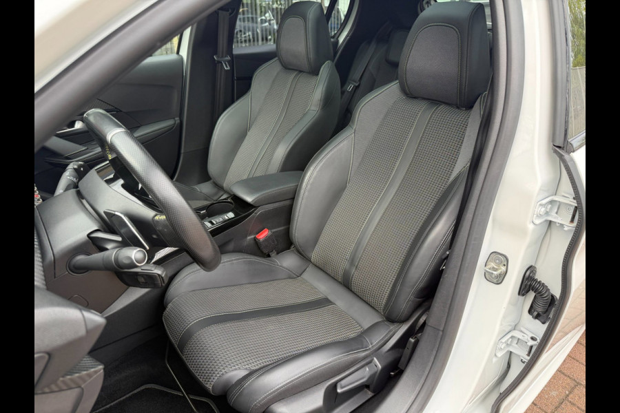 Peugeot 208 1.2 PureTech GT-Line | Pano | 3D-Cockpit |LED |