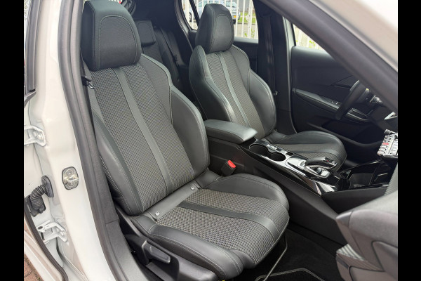 Peugeot 208 1.2 PureTech GT-Line | Pano | 3D-Cockpit |LED |