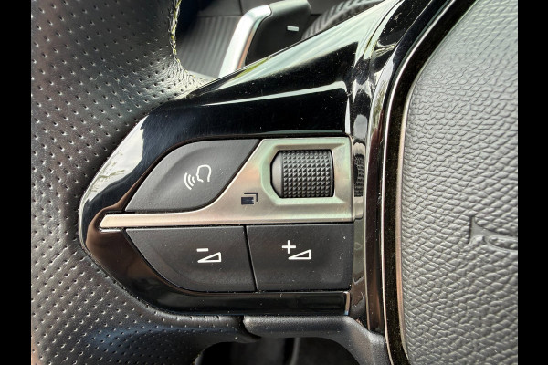 Peugeot 208 1.2 PureTech GT-Line | Pano | 3D-Cockpit |LED |