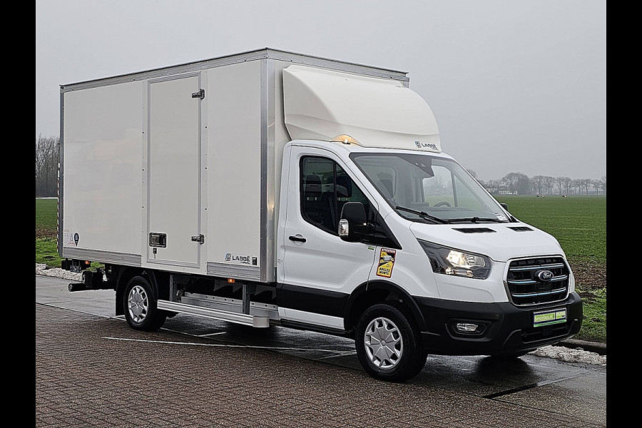 Ford E-Transit 390 L3 89Kwh electrisch, gesloten laadbak, laadklep, zijdeur, airco, automaat, navi, spoiler, NIEUW!!