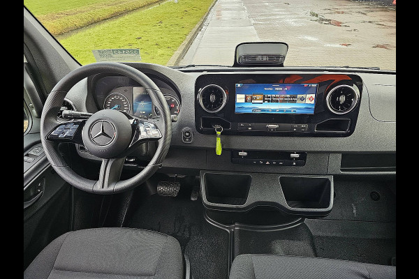 Mercedes-Benz eSprinter 314 81kWh 300Km WLTP L3H2 136Pk 270Gr-Achterdeuren Camera Mbux10 BPM-Vrij!