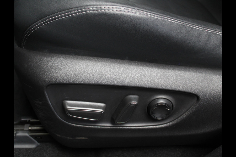 Toyota RAV4 2.5 Hybrid Style CARPLAY | LMV18 | CLIMATE | LED | ADAPCRUISE | LEDER | ELECAKLEP | AFNTRHAAK | NAVI | 360CAMERA | STOELVERW