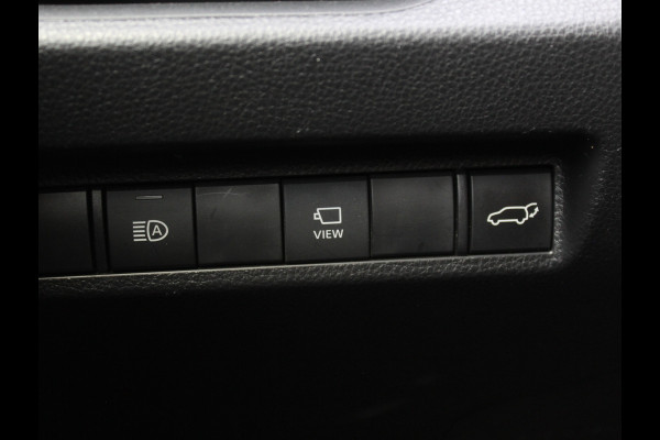 Toyota RAV4 2.5 Hybrid Style CARPLAY | LMV18 | CLIMATE | LED | ADAPCRUISE | LEDER | ELECAKLEP | AFNTRHAAK | NAVI | 360CAMERA | STOELVERW