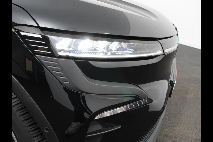 Renault Mégane E-Tech Comfort range Evolution 60 kWh Climate control Adaptieve cruise control Parkeersensoren Camera LED Apple Carplay/ Android Auto