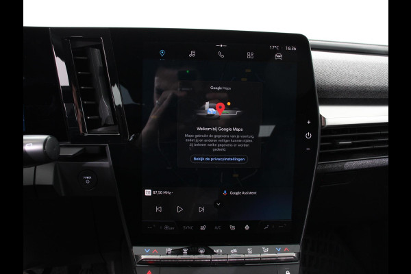 Renault Mégane E-Tech Comfort range Evolution 60 kWh Climate control Adaptieve cruise control Parkeersensoren Camera LED Apple Carplay/ Android Auto