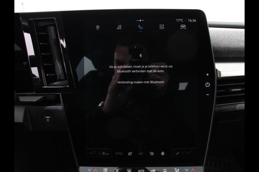 Renault Mégane E-Tech Comfort range Evolution 60 kWh Climate control Adaptieve cruise control Parkeersensoren Camera LED Apple Carplay/ Android Auto