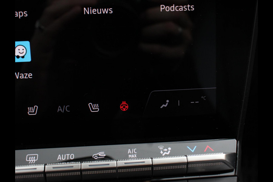 Renault Mégane E-Tech Comfort range Evolution 60 kWh Climate control Adaptieve cruise control Parkeersensoren Camera LED Apple Carplay/ Android Auto