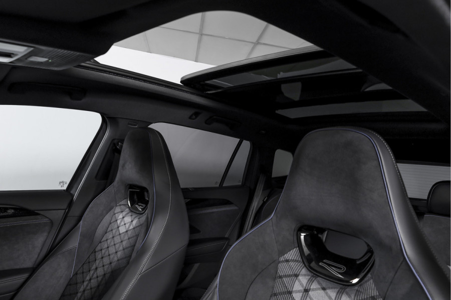 Volkswagen Tayron 1.5 eHybrid 272 PK R-Line | Black Style Pakket | S/K-Panodak | Elek. Trekhaak | Dig. Cockpit | Adapt. Cruise | Stoel-+Stuurverw. | Camera | App. Connect | ECC | Elek. Klep | LM 20" | 5958