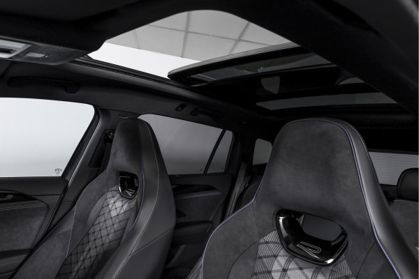 Volkswagen Tayron 1.5 eHybrid 272 PK R-Line | Black Style Pakket | S/K-Panodak | Elek. Trekhaak | Dig. Cockpit | Adapt. Cruise | Stoel-+Stuurverw. | Camera | App. Connect | ECC | Elek. Klep | LM 20" | 5958