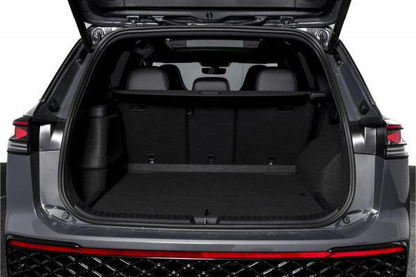 Volkswagen Tayron 1.5 eHybrid 272 PK R-Line | Black Style Pakket | S/K-Panodak | Elek. Trekhaak | Dig. Cockpit | Adapt. Cruise | Stoel-+Stuurverw. | Camera | App. Connect | ECC | Elek. Klep | LM 20" | 5958