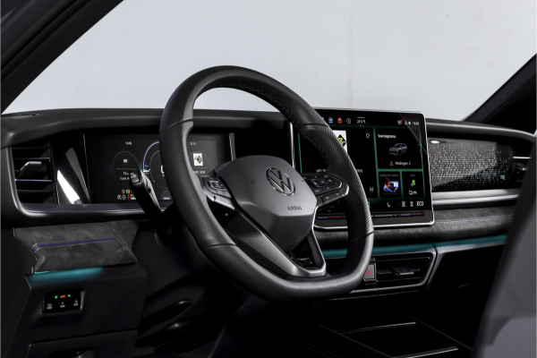 Volkswagen Tayron 1.5 eHybrid 272 PK R-Line | Black Style Pakket | S/K-Panodak | Elek. Trekhaak | Dig. Cockpit | Adapt. Cruise | Stoel-+Stuurverw. | Camera | App. Connect | ECC | Elek. Klep | LM 20" | 5958