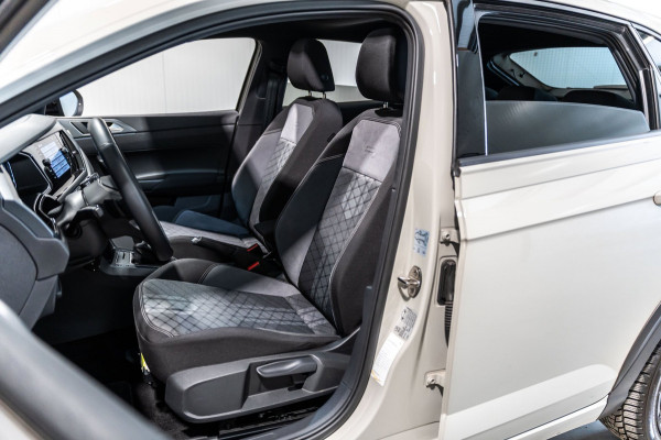 Volkswagen Taigo 1.5 TSI R-Line DSG PANO IQ CAMERA