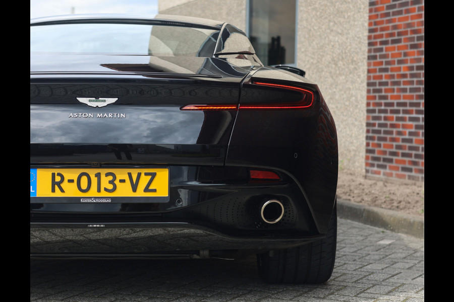 Aston Martin DB11 4.0 V8