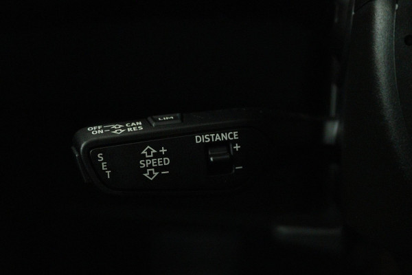 Audi e-tron Sportback 50 quattro S edition 71 kWh 93% SOH (PANORAMADAK, STOELVERWARMING, CAMERA, CARPLAY, ELEKT. STOELEN)