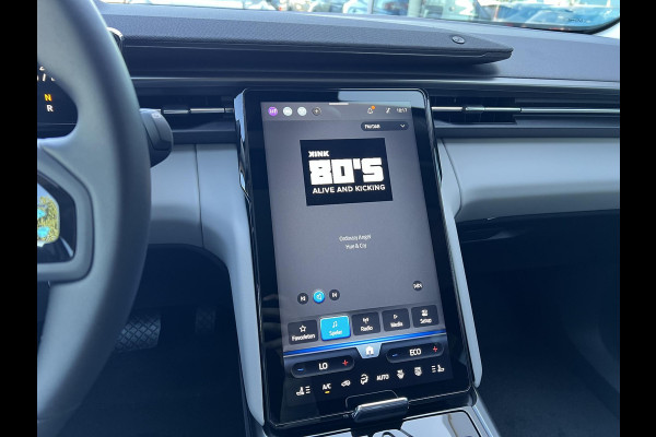 Ford Explorer Extended Range RWD 77 kWh Ford Voorraad | Adaptieve cruise control | Stuurwiel verwarming | stoelverwarming | Achteruitrijcamera