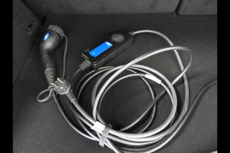 Ford Kuga 2.5 PHEV Plug-In ST-Line X NAVI/CAMERA/B&O/LED/18"LMV!