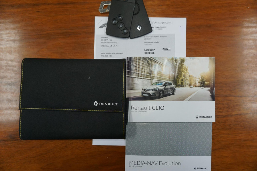 Renault Clio Estate 0.9 TCe Limited |CARPLAY |DEALER ONDERH.|TREKHAAK!