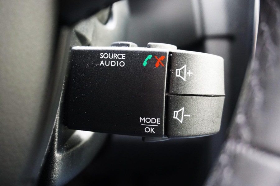 Renault Clio Estate 0.9 TCe Limited |CARPLAY |DEALER ONDERH.|TREKHAAK!