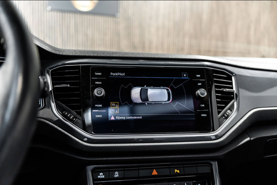 Volkswagen T-Roc 1.5 TSI 3x R-Line 2020 DSG LED PANO