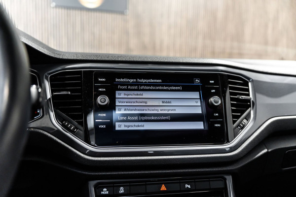 Volkswagen T-Roc 1.5 TSI 3x R-Line 2020 DSG LED PANO