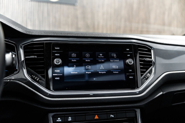 Volkswagen T-Roc 1.5 TSI 3x R-Line 2020 DSG LED PANO