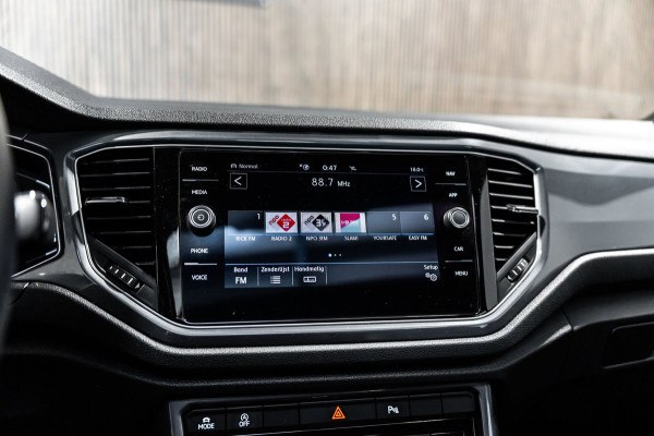 Volkswagen T-Roc 1.5 TSI 3x R-Line 2020 DSG LED PANO