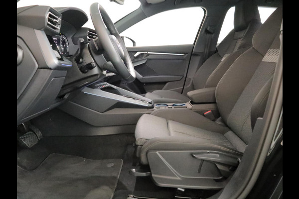 Audi A3 Sportback 40 TFSI e Advanced edition | Camera| Stoelverwarming | Sfeerverlichting |