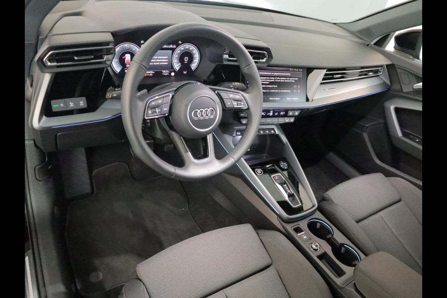 Audi A3 Sportback 40 TFSI e Advanced edition | Camera| Stoelverwarming | Sfeerverlichting |