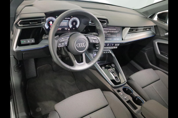 Audi A3 Sportback 40 TFSI e Advanced edition | Camera| Stoelverwarming | Sfeerverlichting |