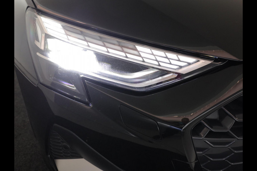 Audi A3 Sportback 40 TFSI e Advanced edition | Camera| Stoelverwarming | Sfeerverlichting |